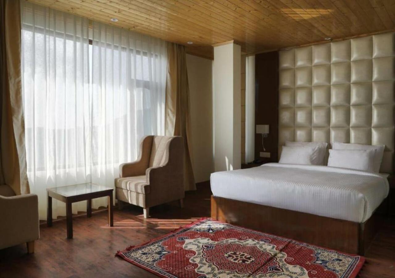 The Alpine Retreat 호텔 심라 외부 사진