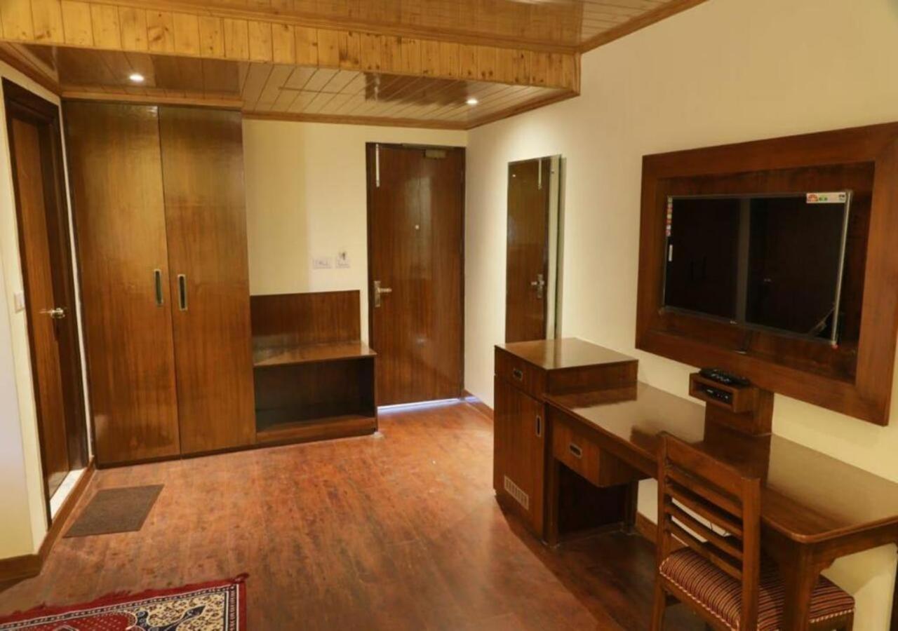 The Alpine Retreat 호텔 심라 외부 사진